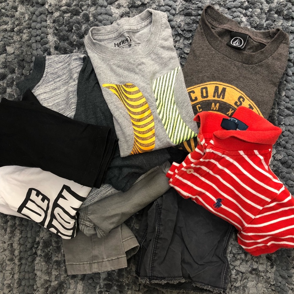 Lot of boys size 4-5 clothes!